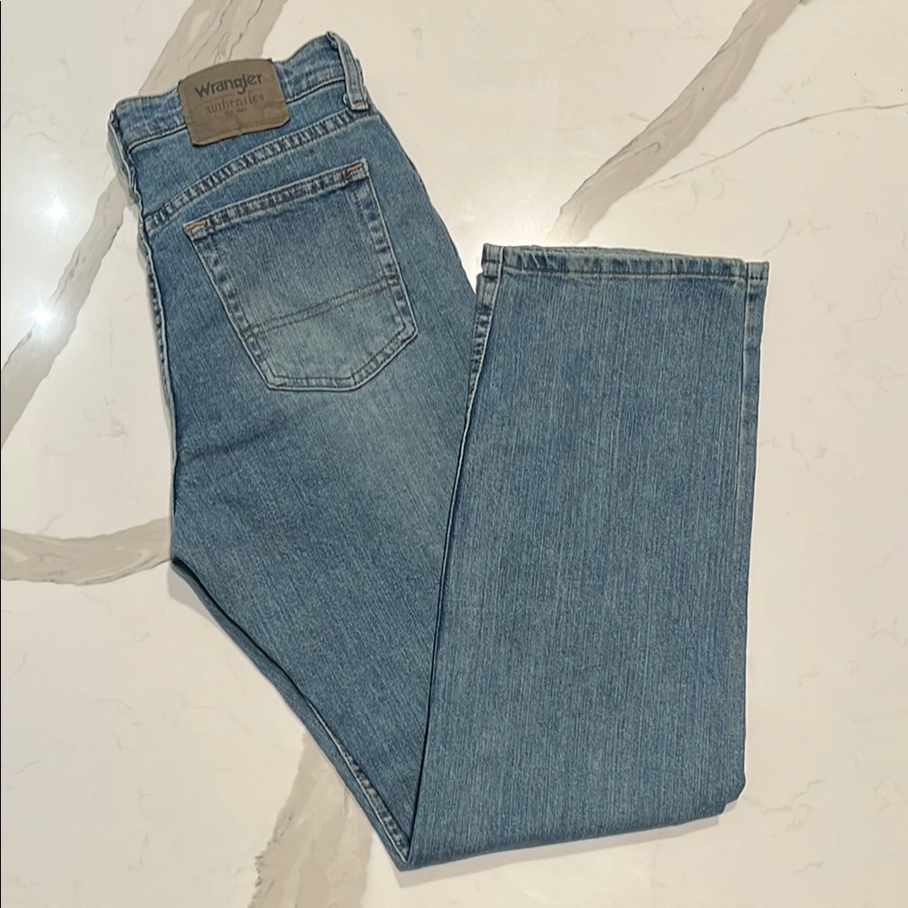 Wrangler Men's Blue Straight Jeans